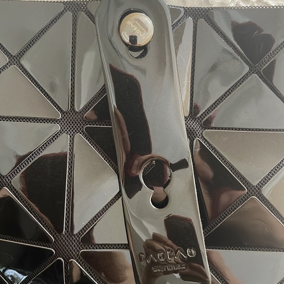 BAO BAO ISSEY MIYAKE OR BEST OFFER - Picture 5 of 5